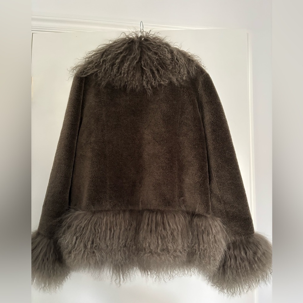 Charlotte Simone Olive- Luxury Minky Grey Coat with Mongolian Fur Trim - Picture 6 of 8